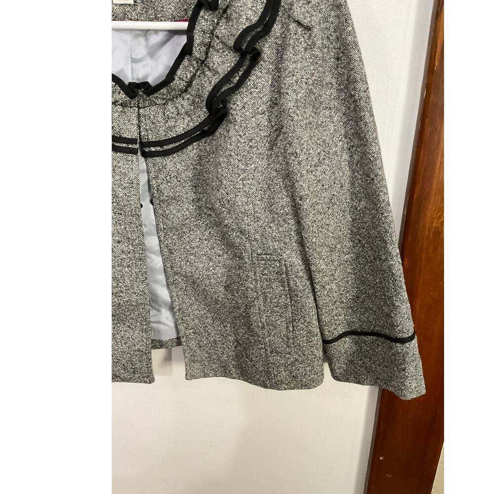 Ann Taylor LOFT Womens Gray Black Ruffle Trim Wool Blend Crop Jacket 6 Small - Picture 4 of 6